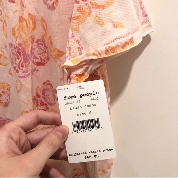 NEW Free People Tourist Tee Floral Soft Graphic Tee Shirt - Size XS S M - Picture 8 of 10